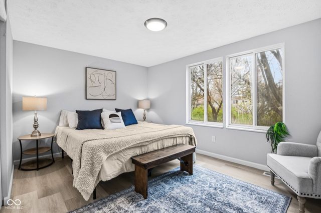 2815 Rouark Circle, Indianapolis, IN 46229