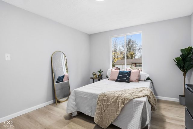 2815 Rouark Circle, Indianapolis, IN 46229