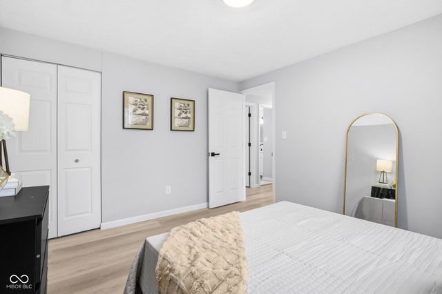 2815 Rouark Circle, Indianapolis, IN 46229