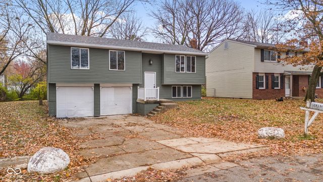 2815 Rouark Circle, Indianapolis, IN 46229