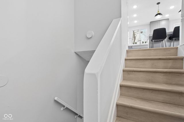 2815 Rouark Circle, Indianapolis, IN 46229