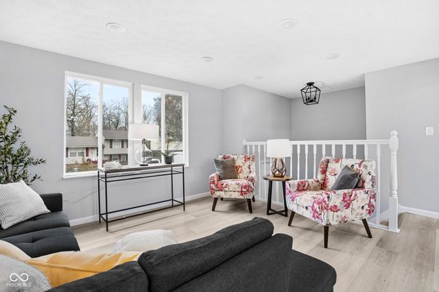 2815 Rouark Circle, Indianapolis, IN 46229