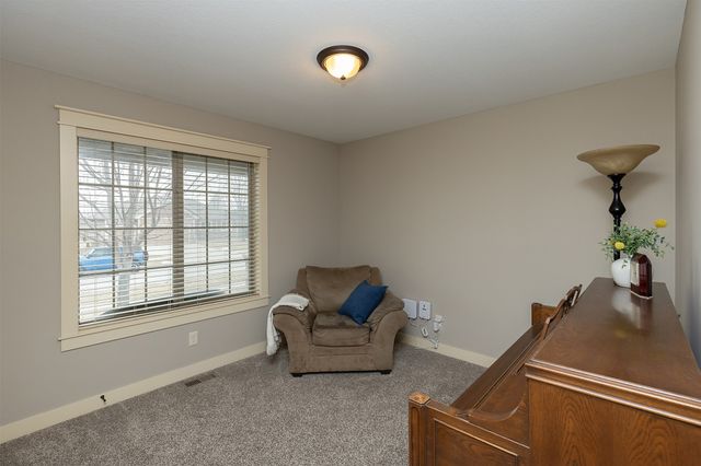 8125 Mercato Court, West Des Moines, IA 50266