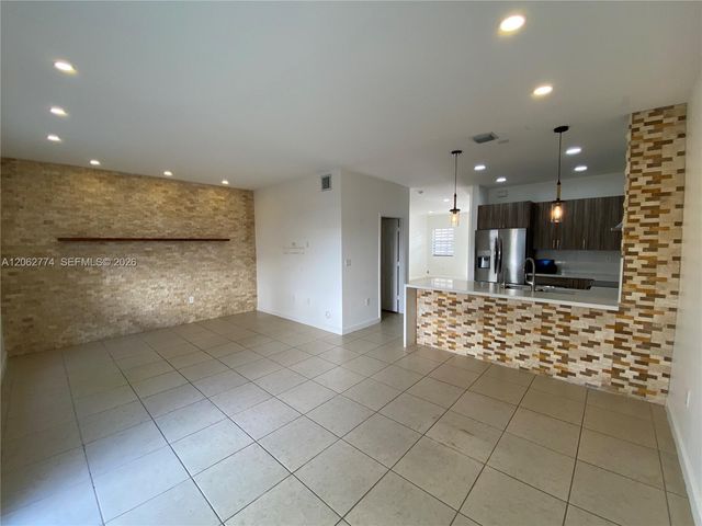 343 NE 37th Ter, Homestead, FL 33033
