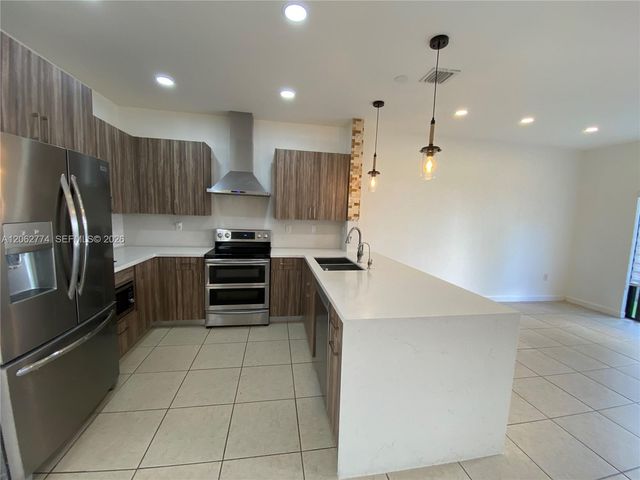 343 NE 37th Ter, Homestead, FL 33033