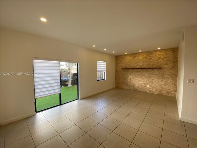 343 NE 37th Ter, Homestead, FL 33033