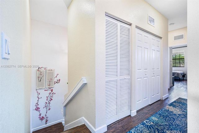 343 NE 37th Ter, Homestead, FL 33033