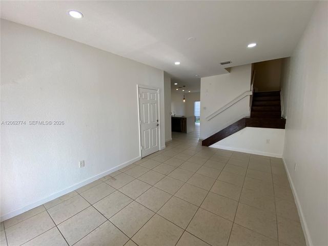343 NE 37th Ter, Homestead, FL 33033