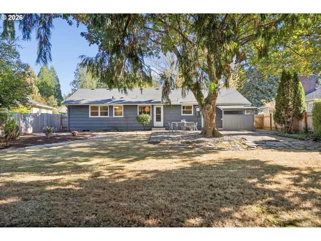 11905 Sw DOUGLAS St, Portland, OR 97225