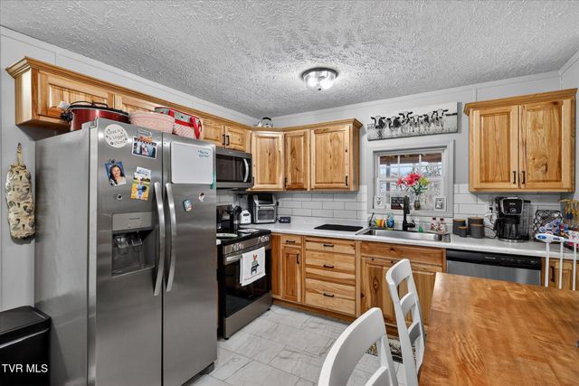 2781 Weaver Pike, Bristol, TN 37620