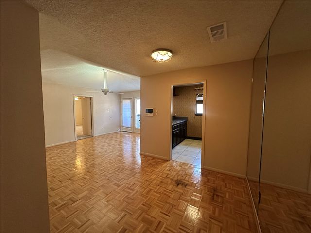 4049 Herschel Avenue A, Dallas, TX 75219