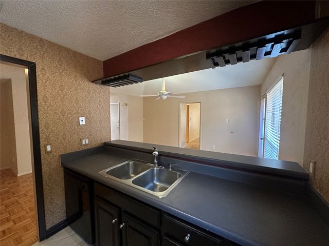 4049 Herschel Avenue A, Dallas, TX 75219