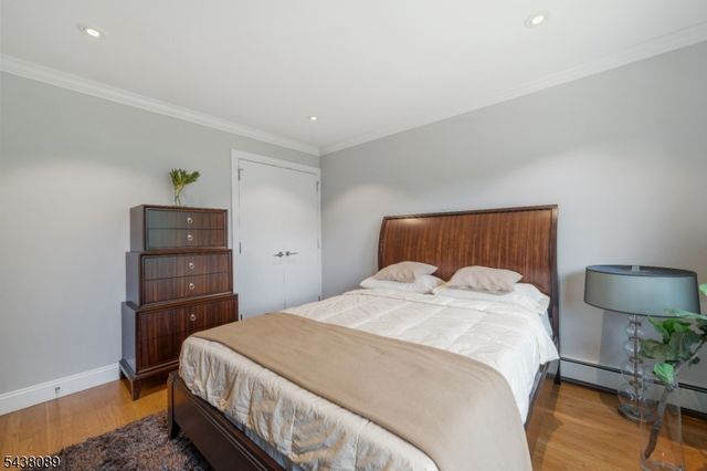 45 Grunwald St, Clifton City, NJ 07013