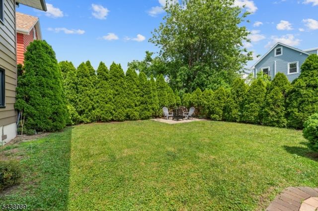 45 Grunwald St, Clifton City, NJ 07013