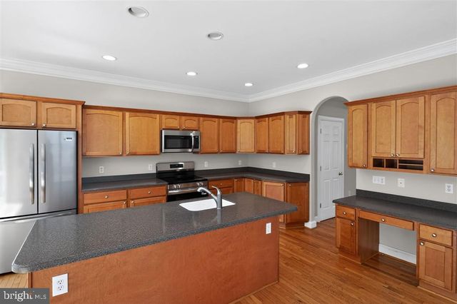 1604 ORIOLE RD, Edgewater, MD 21037