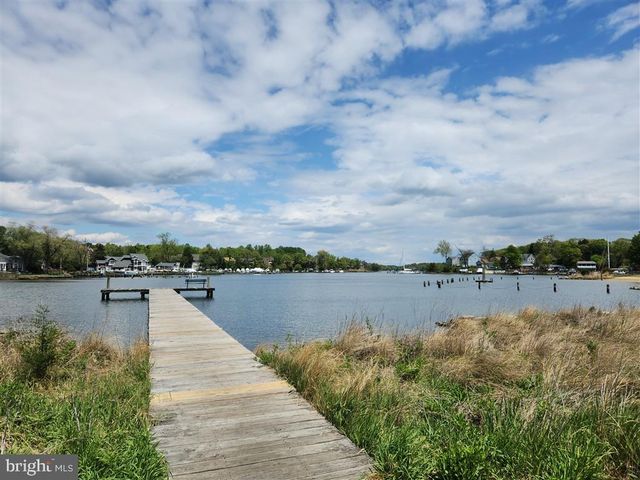 1604 ORIOLE RD, Edgewater, MD 21037
