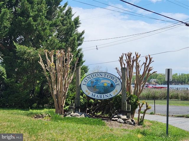 1604 ORIOLE RD, Edgewater, MD 21037