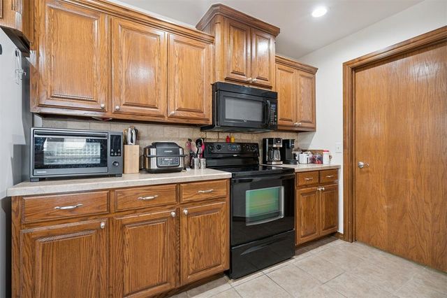 1617 SE 5th Street, Newcastle, OK 73065