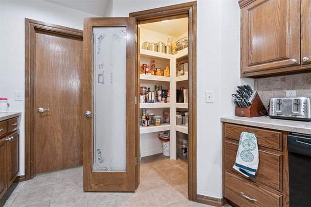 1617 SE 5th Street, Newcastle, OK 73065