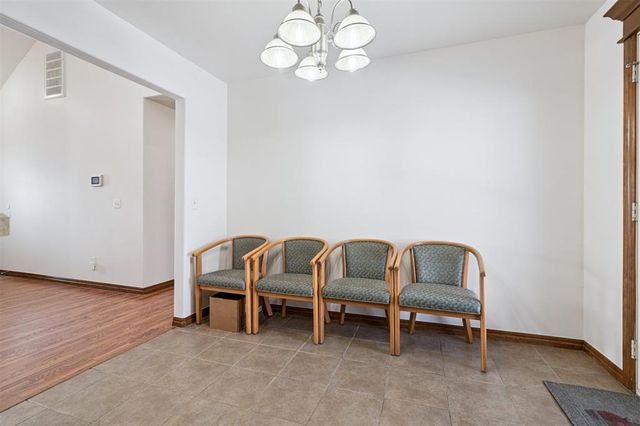 1617 SE 5th Street, Newcastle, OK 73065