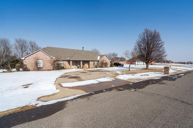 1617 SE 5th Street, Newcastle, OK 73065