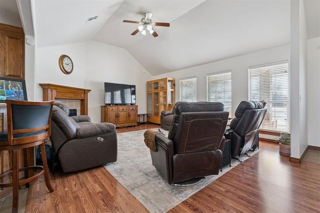 1617 SE 5th Street, Newcastle, OK 73065