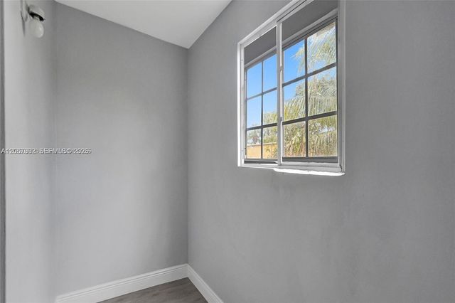 5963 NW 25th Court 210, Sunrise, FL 33313