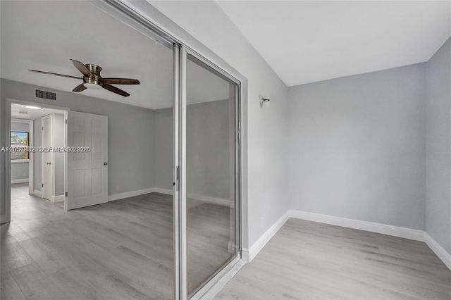 5963 NW 25th Court 210, Sunrise, FL 33313