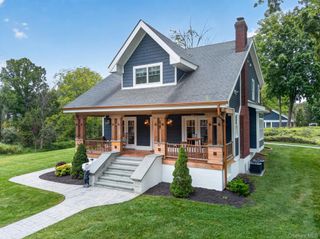 42 Colonial Avenue, Warwick, NY 10990