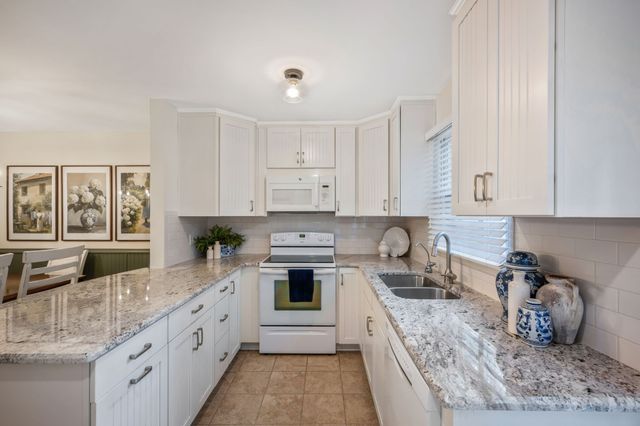 3135 Long Blvd Apt 2, Nashville, TN 37203