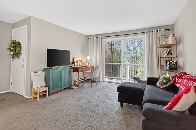 494 Putnam Pike A12, Smithfield, RI 02828