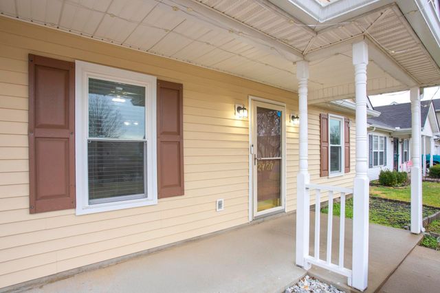 2727 Pepperdine Dr, Murfreesboro, TN 37128