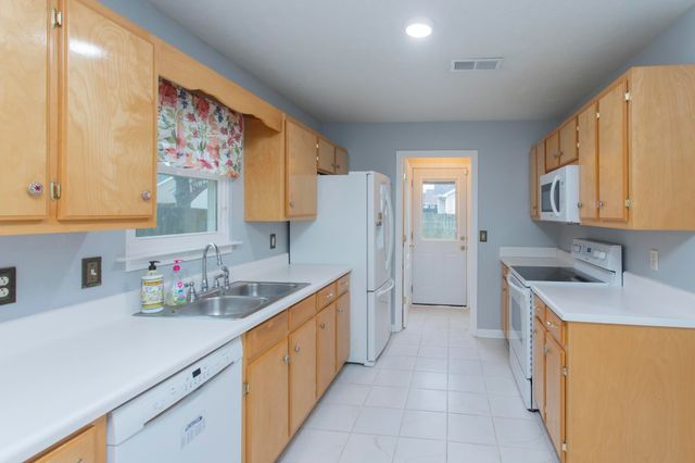 2727 Pepperdine Dr, Murfreesboro, TN 37128