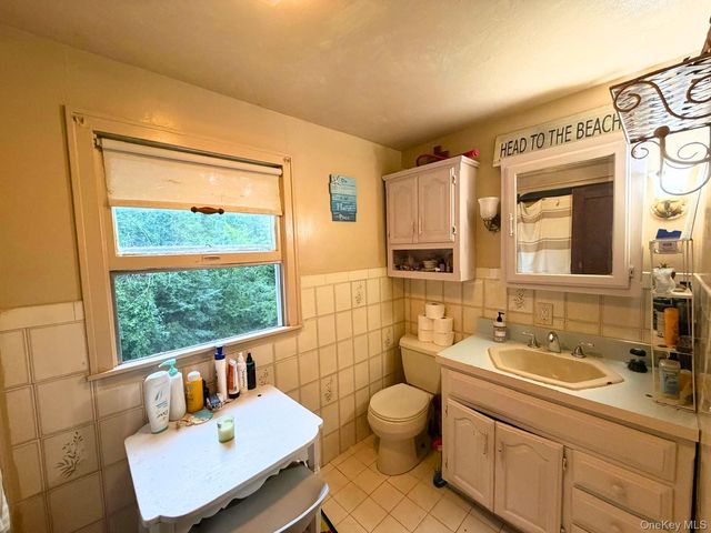 6 Waldron Terrace, Sloatsburg, NY 10974