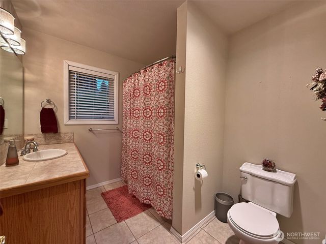 103 Lakeside Drive, Mossyrock, WA 98564