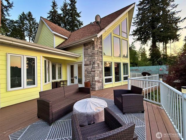 103 Lakeside Drive, Mossyrock, WA 98564
