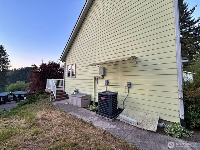 103 Lakeside Drive, Mossyrock, WA 98564