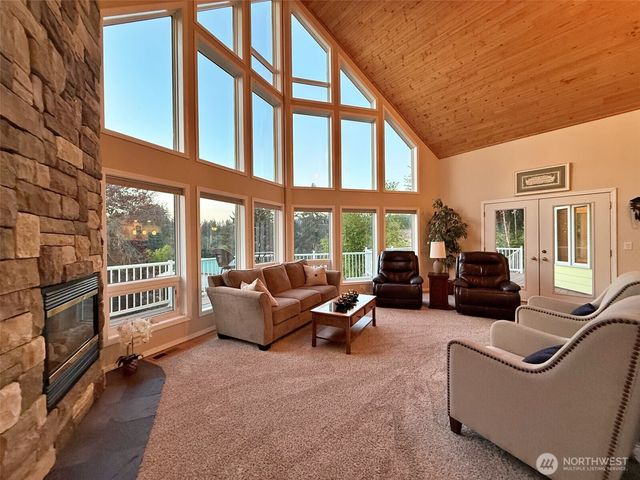 103 Lakeside Drive, Mossyrock, WA 98564