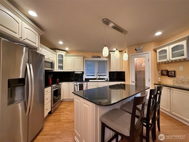 103 Lakeside Drive, Mossyrock, WA 98564