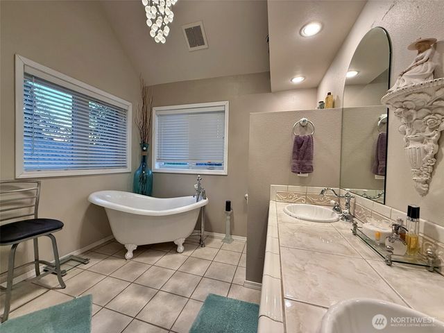 103 Lakeside Drive, Mossyrock, WA 98564