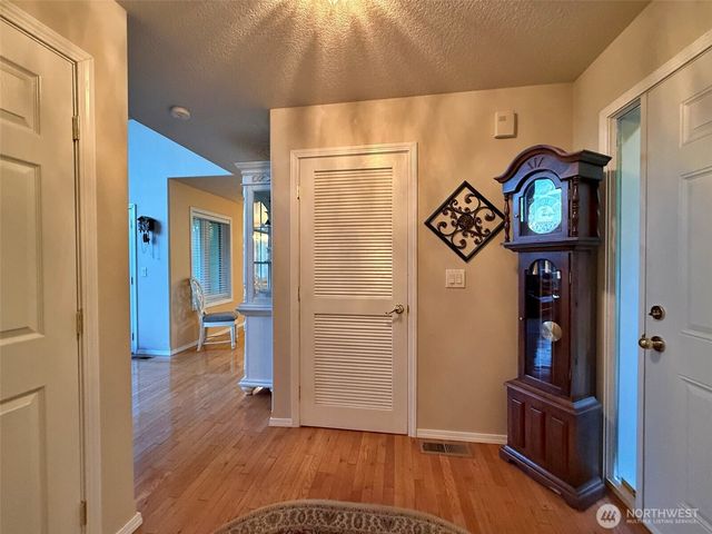 103 Lakeside Drive, Mossyrock, WA 98564