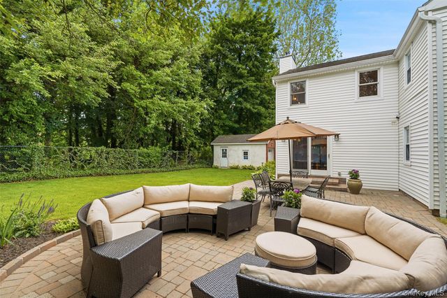 20 Lamesa Avenue, Eastchester, NY 10709