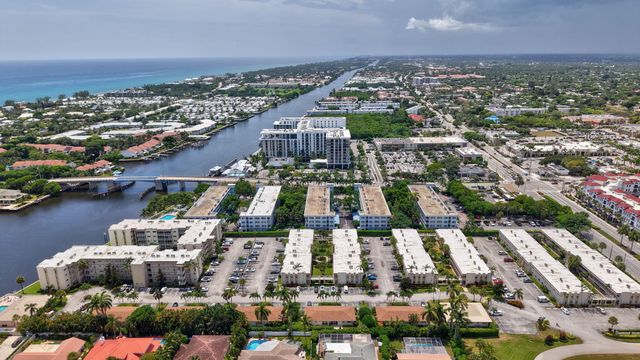 640 SNUG HARBOR Drive F4, Boynton Beach, FL 33435