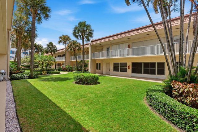 640 SNUG HARBOR Drive F4, Boynton Beach, FL 33435