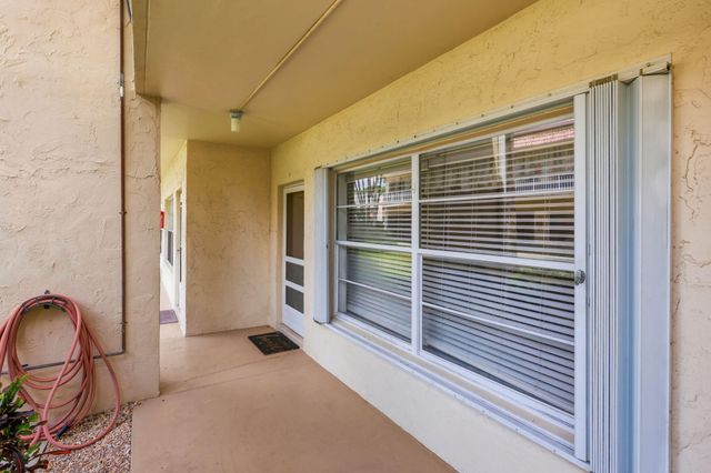 640 SNUG HARBOR Drive F4, Boynton Beach, FL 33435