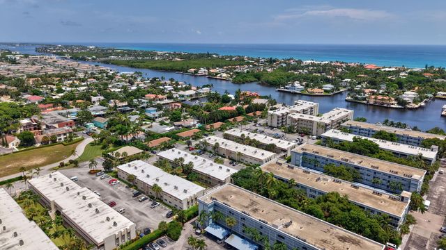 640 SNUG HARBOR Drive F4, Boynton Beach, FL 33435