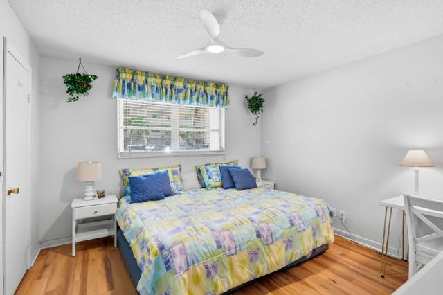 640 SNUG HARBOR Drive F4, Boynton Beach, FL 33435