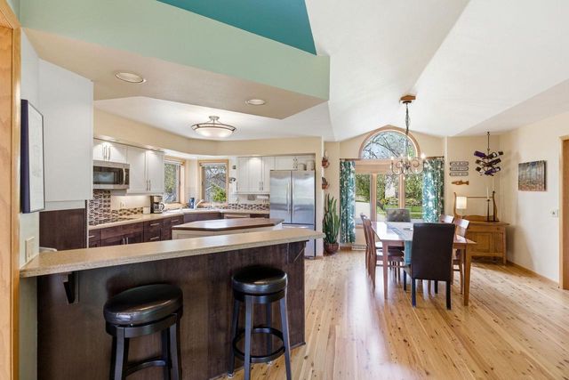 5213 Comanche Way, Madison, WI 53704