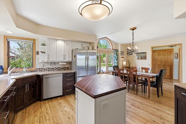 5213 Comanche Way, Madison, WI 53704