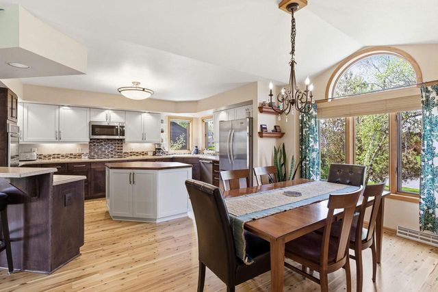 5213 Comanche Way, Madison, WI 53704